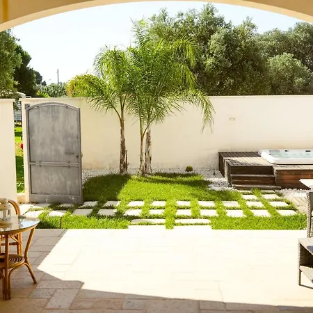 Bed & Breakfast De Lua Boutique Leporano