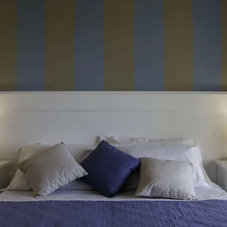 Bed & Breakfast De Lua Boutique 4*