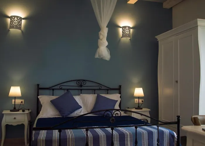 De Lua Boutique לינה וארוחת בוקר 4*