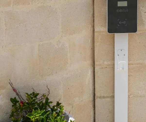 De Lua Boutique לינה וארוחת בוקר