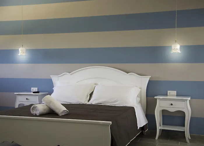 לינה וארוחת בוקר De Lua Boutique לפוראנו