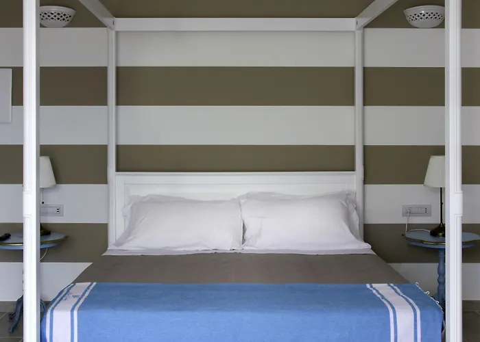 לינה וארוחת בוקר De Lua Boutique לפוראנו