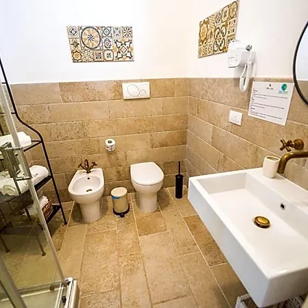 De Lua Boutique Bed and breakfast 4*