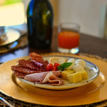 De Lua Boutique Bed & Breakfast 4*